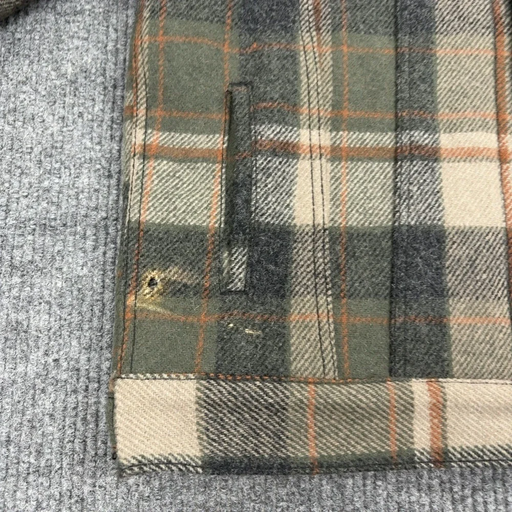 Levis Jacket Mens L Green Wool Blend Plaid Trucker 70587 Casual Rare Winter - Picture 2 of 9
